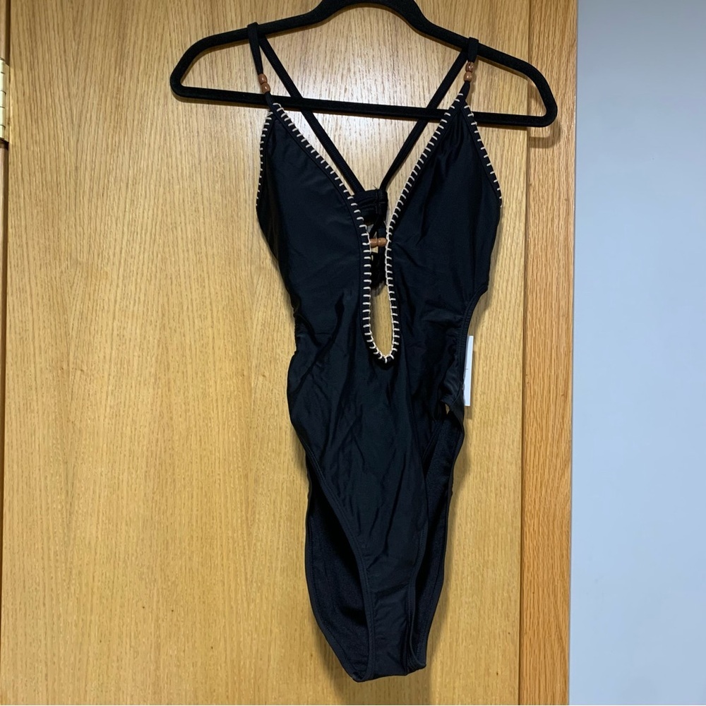 Shade & Shore Plunge Beach Detail Black One Piece Swimsuit - Size Small